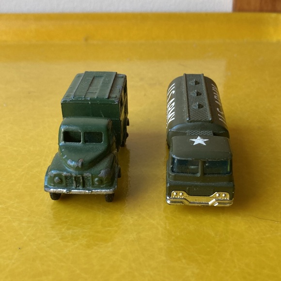 Set of two vintage die cast military army trucks vehicles made in Great Britain - Picture 3 of 16